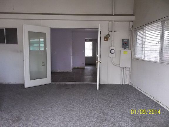 5th image of 116 N Blue St