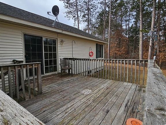 4th image of W9424 Lakewood Rd