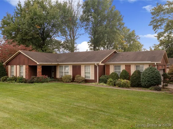 119 Maplehurst Drive, Jeffersonville, IN 47130