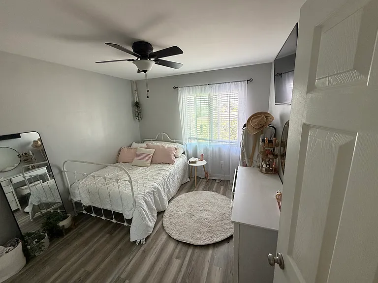1621 Griffin St #A — Photo 9