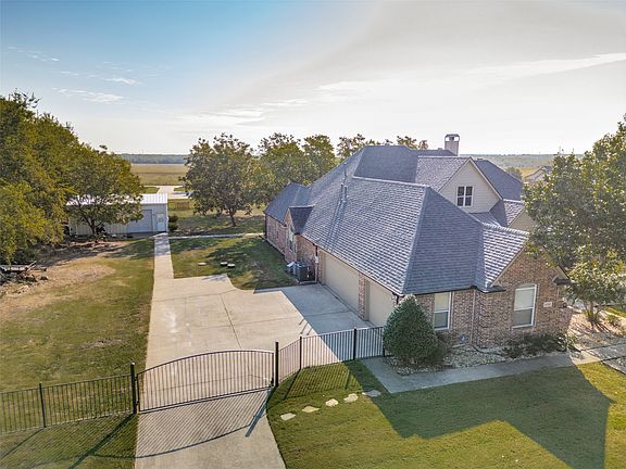 2nd image of 6734 Oak Hill Ln