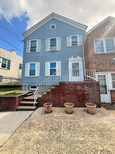 212 Central Ave Photo 1