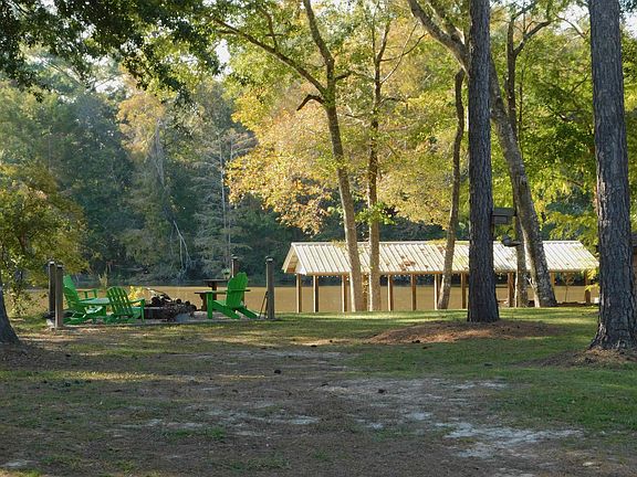 3rd image of 28745 Harbor Rd