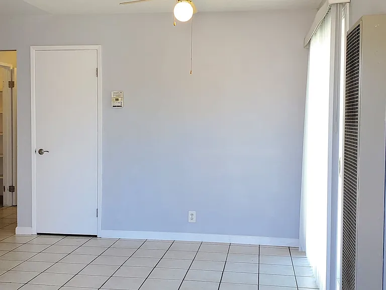 33225 Lake Champlain Ct — Photo 9