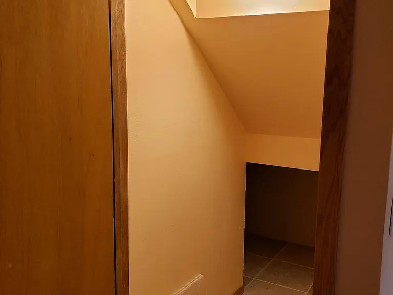 3rd bedroom closet