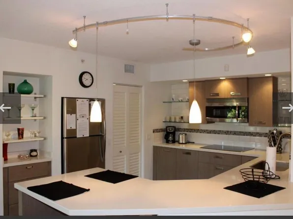 808 Villa Cir, Boynton Beach, FL