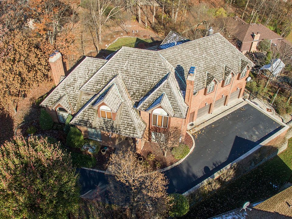 1st image of 16139 S Pin Oak Ct
