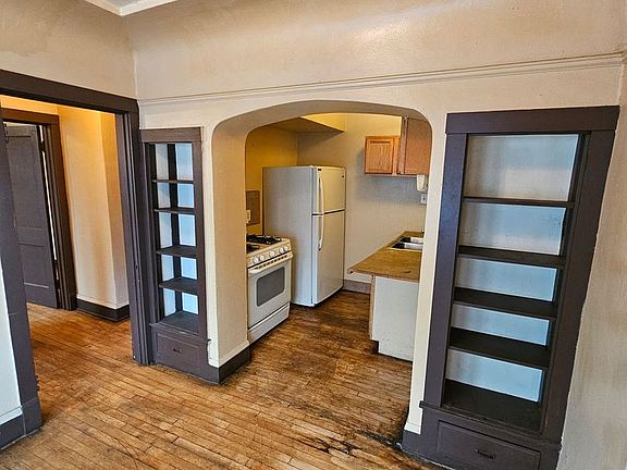 3rd image of 3730 N Port Washington Ave #2