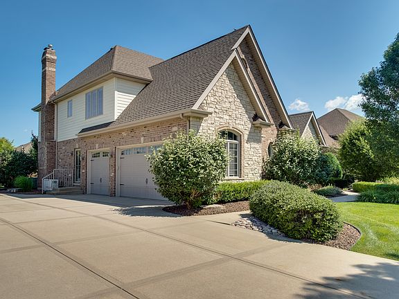 4th image of 11102 Venezia Dr