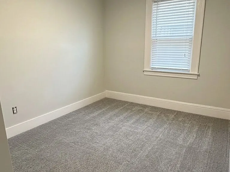 515 Hagel Ave #2 — Photo 9
