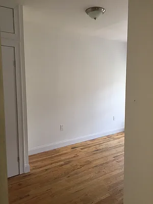 Rented by AJ Clarke | media 33