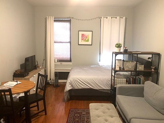 2nd image of 1317 1st Ave APT 4