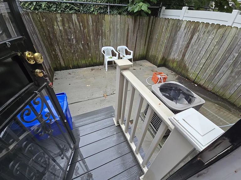 1319 S 16th St — Photo 30