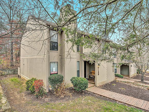 2nd image of 7129 Woods Crossing Dr