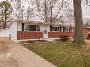 775 Borgia Ln, Florissant, MO 63031