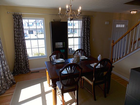2nd image of 1794 Windflower Ct