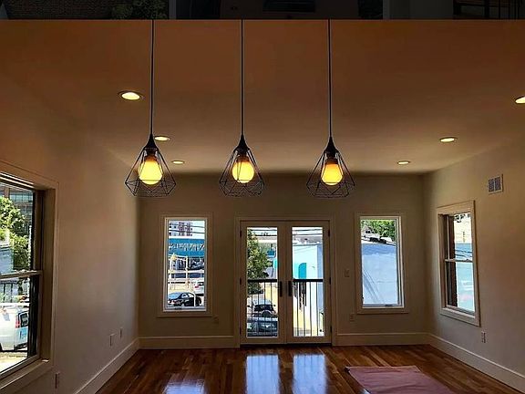5th image of 8 Yale Ave #2