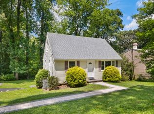 4 Vista Way, Denville, NJ 07834