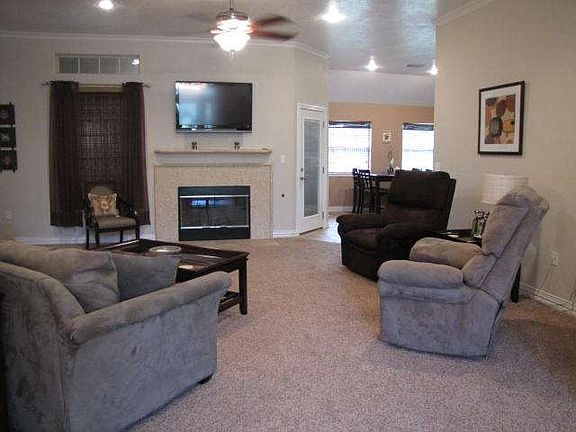 5th image of 831 Suncrest Dr