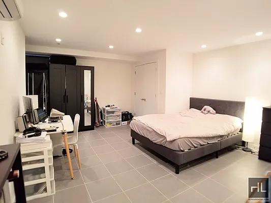 Rented by Highline Residential | media 29