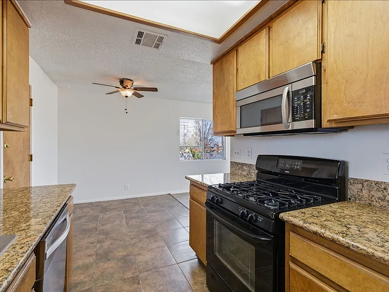 6851 Quail Spring Ave — Photo 15