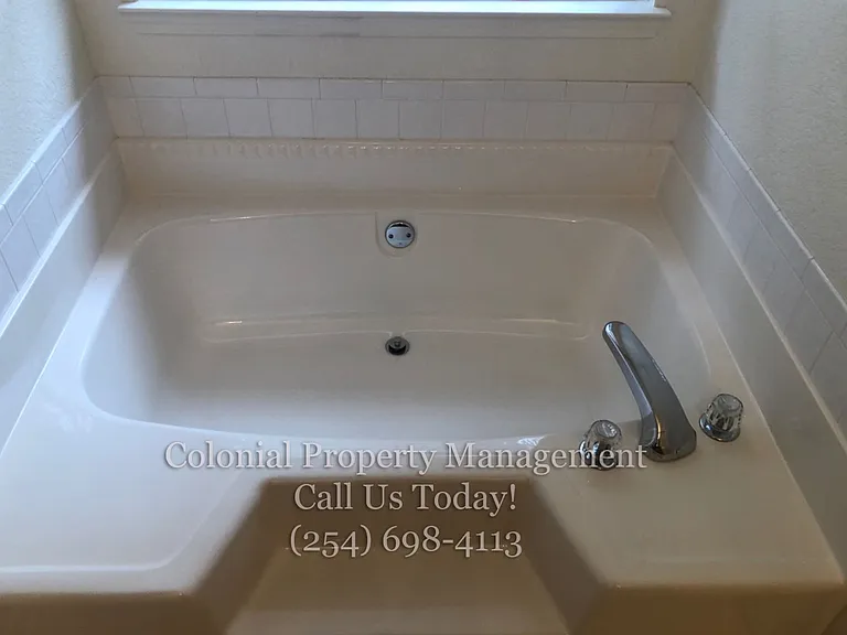 1905 McGinnis Ct — Photo 11