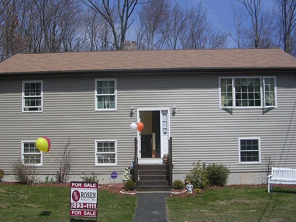 5th image of 40 Millett Ave