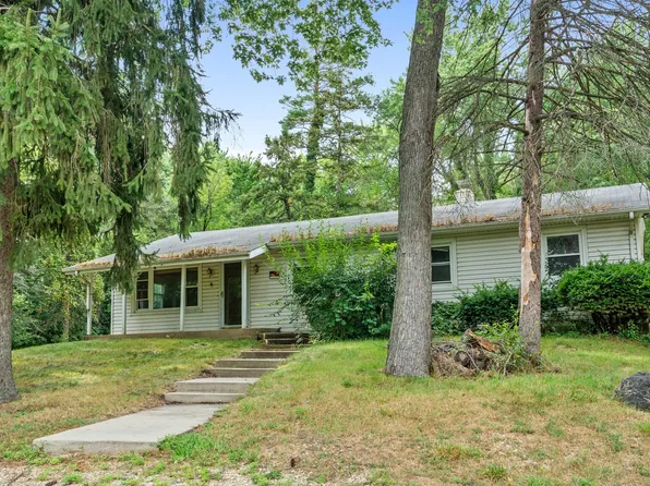 23036 W Long Grove Rd, Deer Park, IL 60010