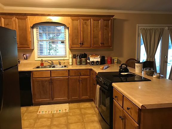 4th image of 3606 Westhampton Dr