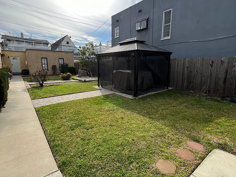 112 Bennett Ave #3 — Photo 13