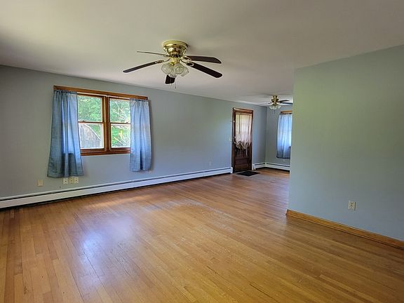 2nd image of 18 Parsonage Rd Floor 2
