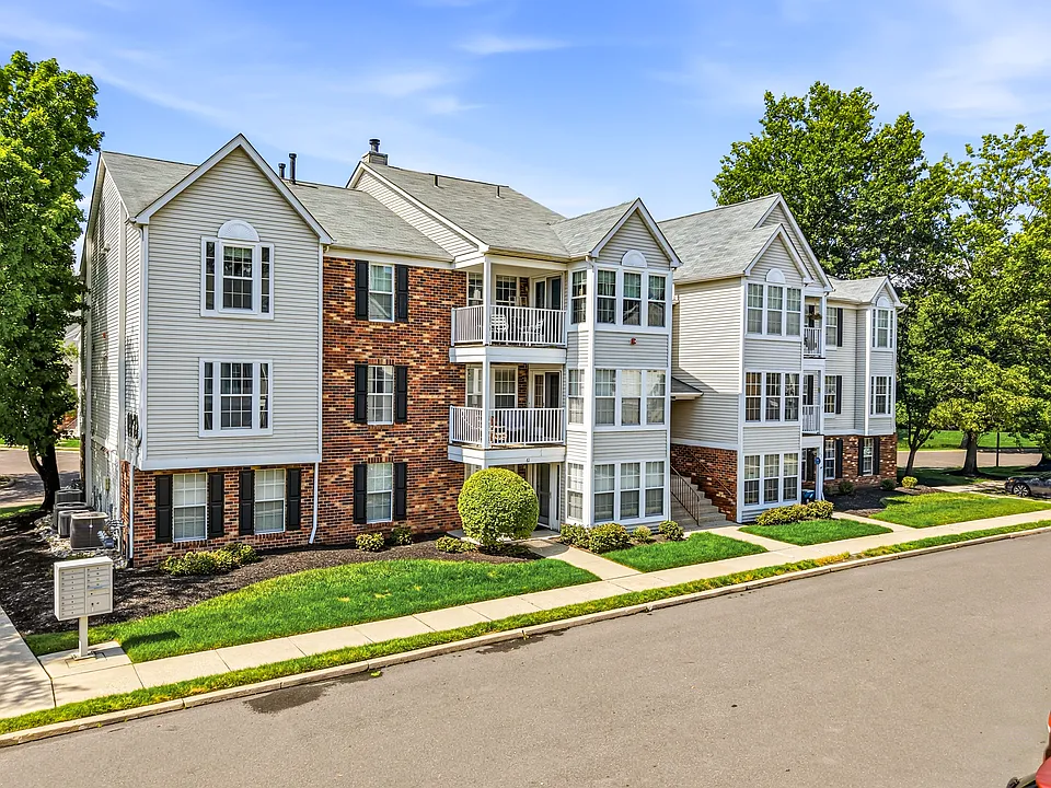 72 Eldon Way