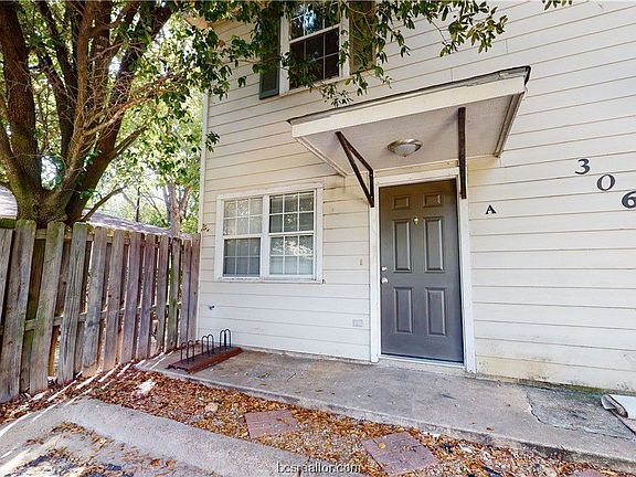 2nd image of 306 Cherry St APT A