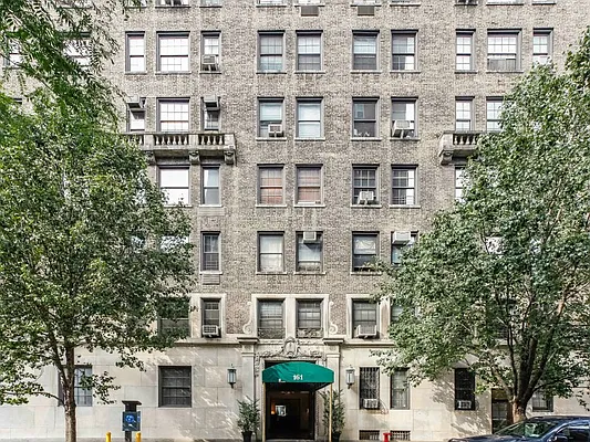 Sold by Sotheby's International Realty | media 13