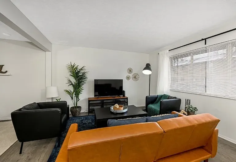1673 Dominion Dr #1673 — Photo 1