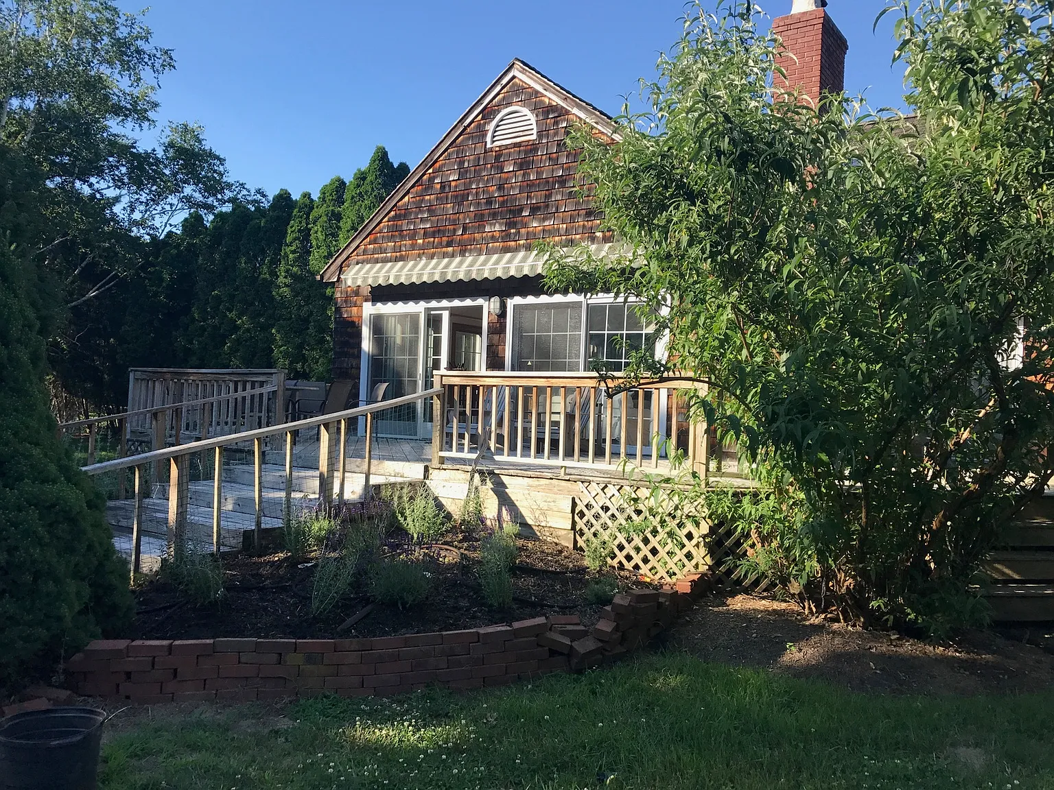 Historic Springs Charm — Photo 1