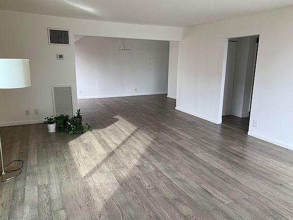 4th image of 4601 N Park Ave APT 519