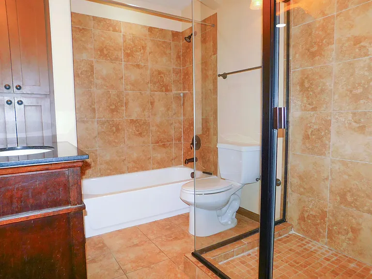 558 Jay St — Photo 18