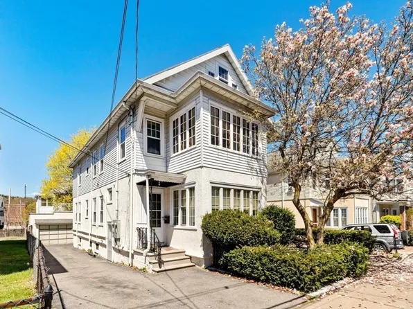 74-76 Beech St, Belmont, MA 02478