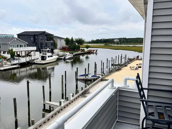 1143 Radio Rd, Little Egg Harbor, NJ 08087