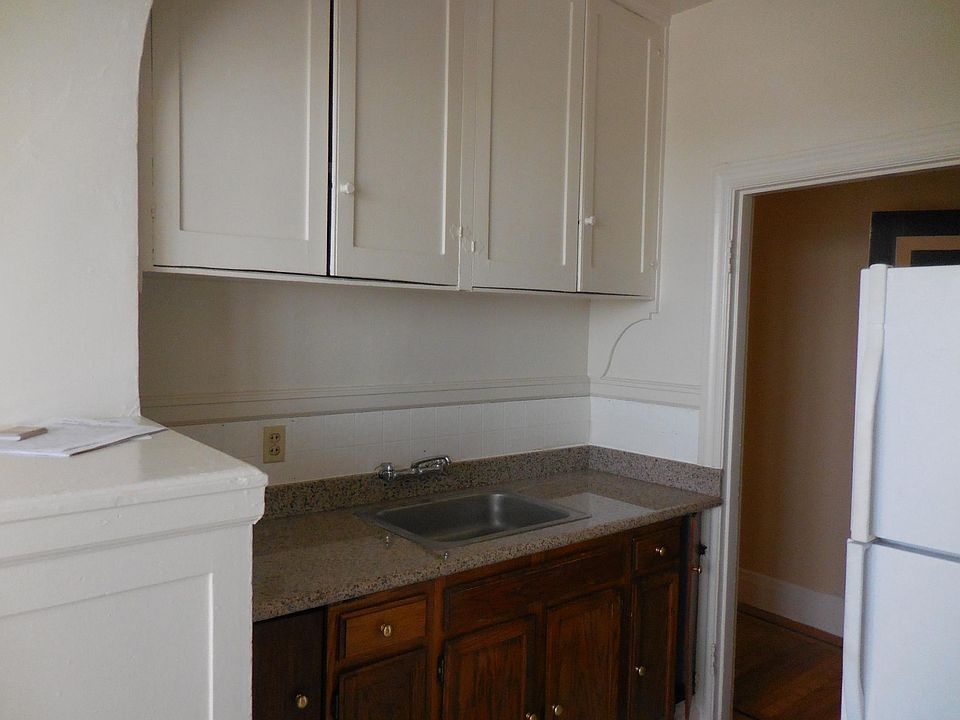 kitchen with granite counter