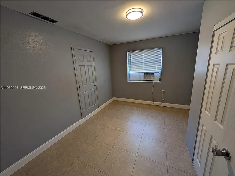 5820 NW 14th Ct — Photo 9
