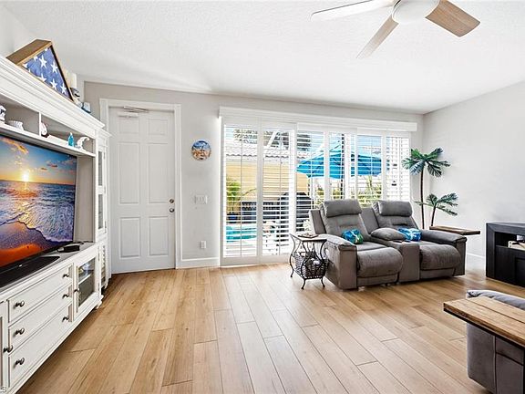 5th image of 8069 Chianti LN