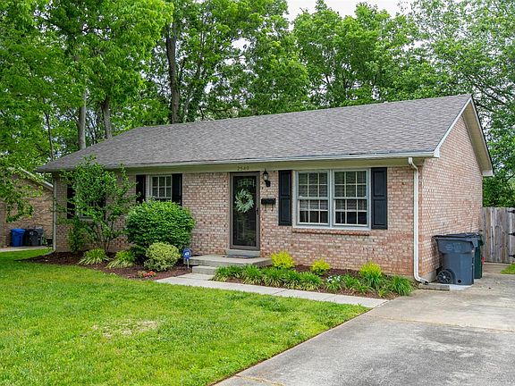 4th image of 2540 Millbrook Dr
