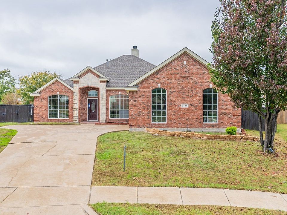 1st image of 2748 Eastland Dr