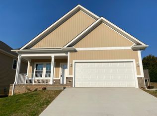 203 Ridge Pointe Dr, Johnson City, TN 37604