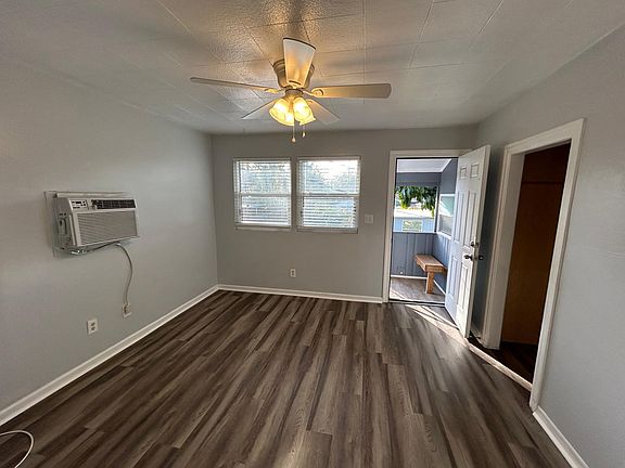 5th image of 2634 35th Ave N #1/2