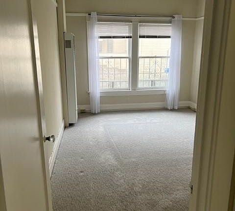 2nd image of 807 Ulloa St APT 5