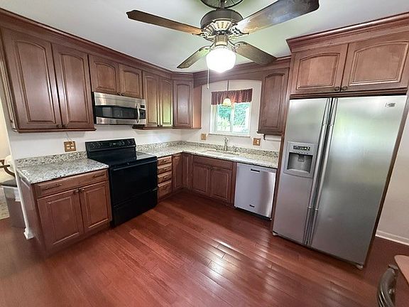 3rd image of 2506 Brahms Blvd