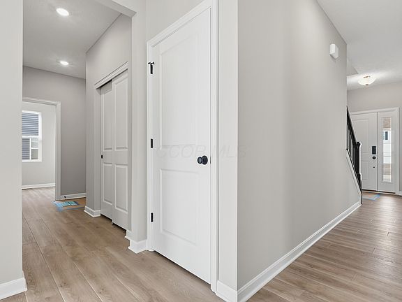 4th image of 5737 Shadowfair Ln